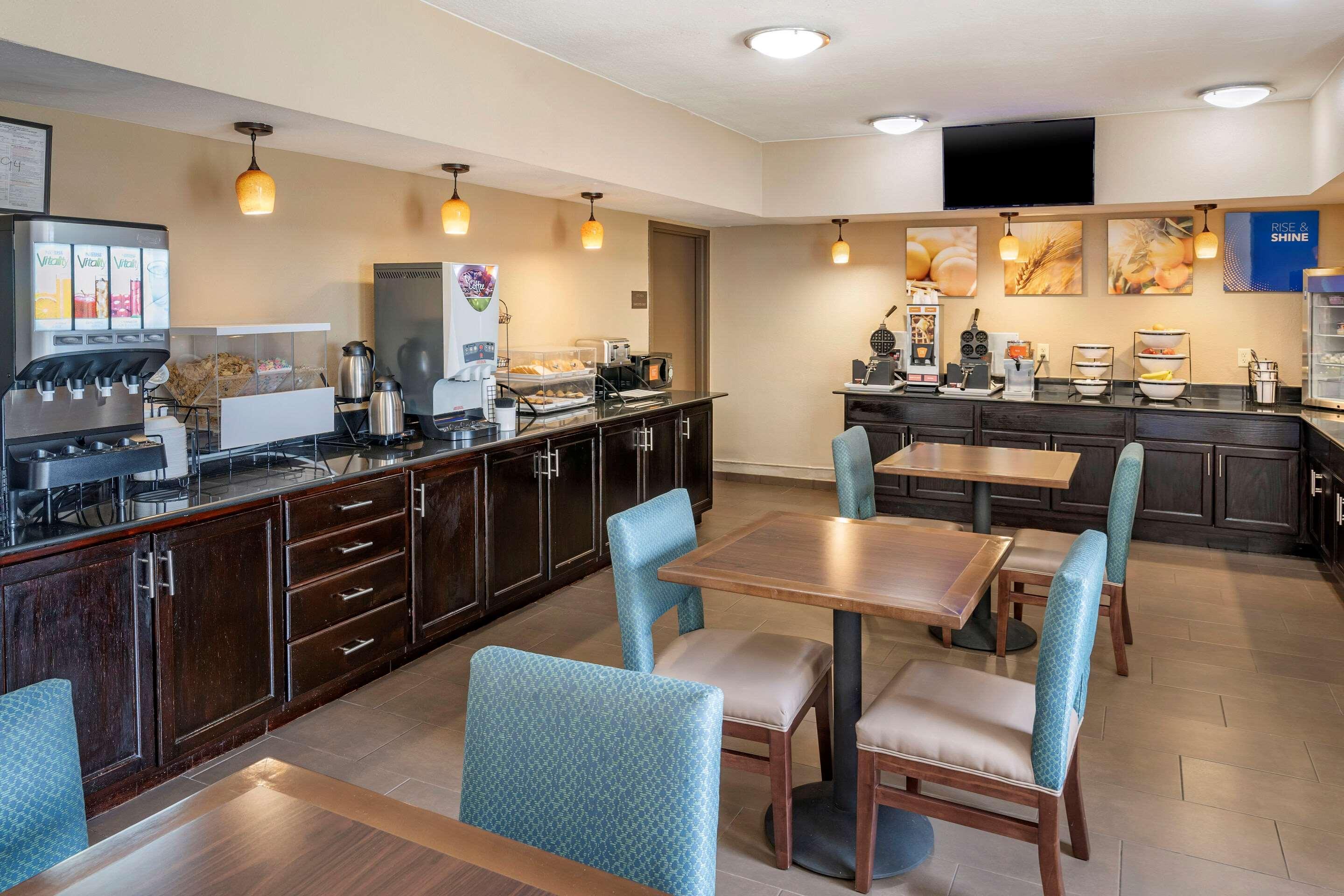 Comfort Inn & Suites Линкольн Экстерьер фото